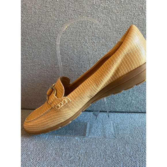 Easy Spirit womans loafer size 9.5W tan Seavienta leather upper reptile textured - Picture 2 of 12